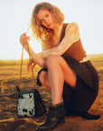 LW SCRAPPY MEDIUM CHAIN BAG IN COWHIDE AND BLACK CALFSKIN