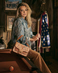 Shell Medium Purse