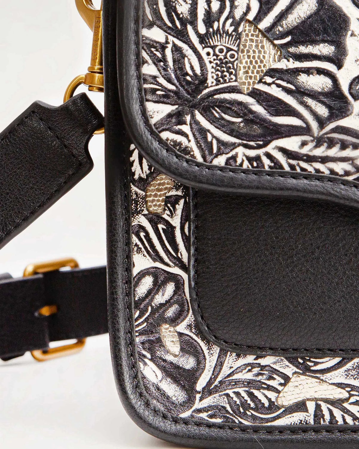 Shell Medium Purse – Black Floral Leather