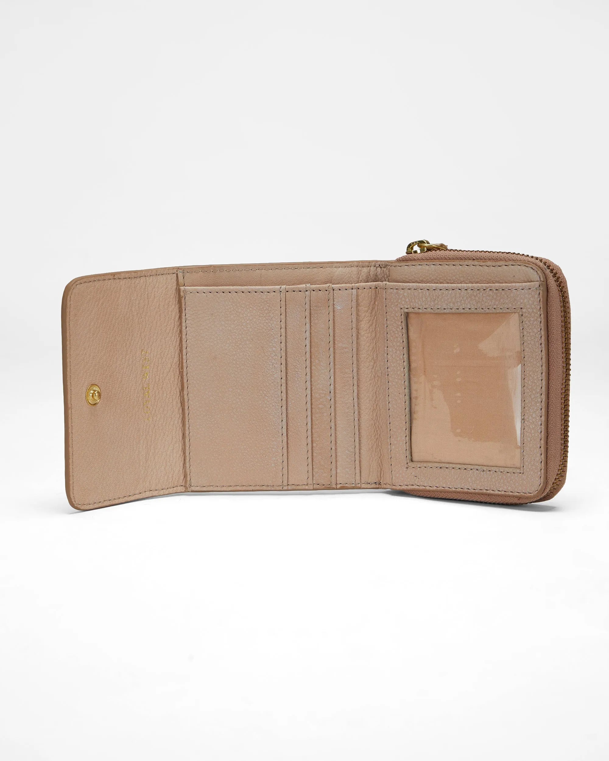 Sophia Card Holder In Hand Finished Embossed Leather - White