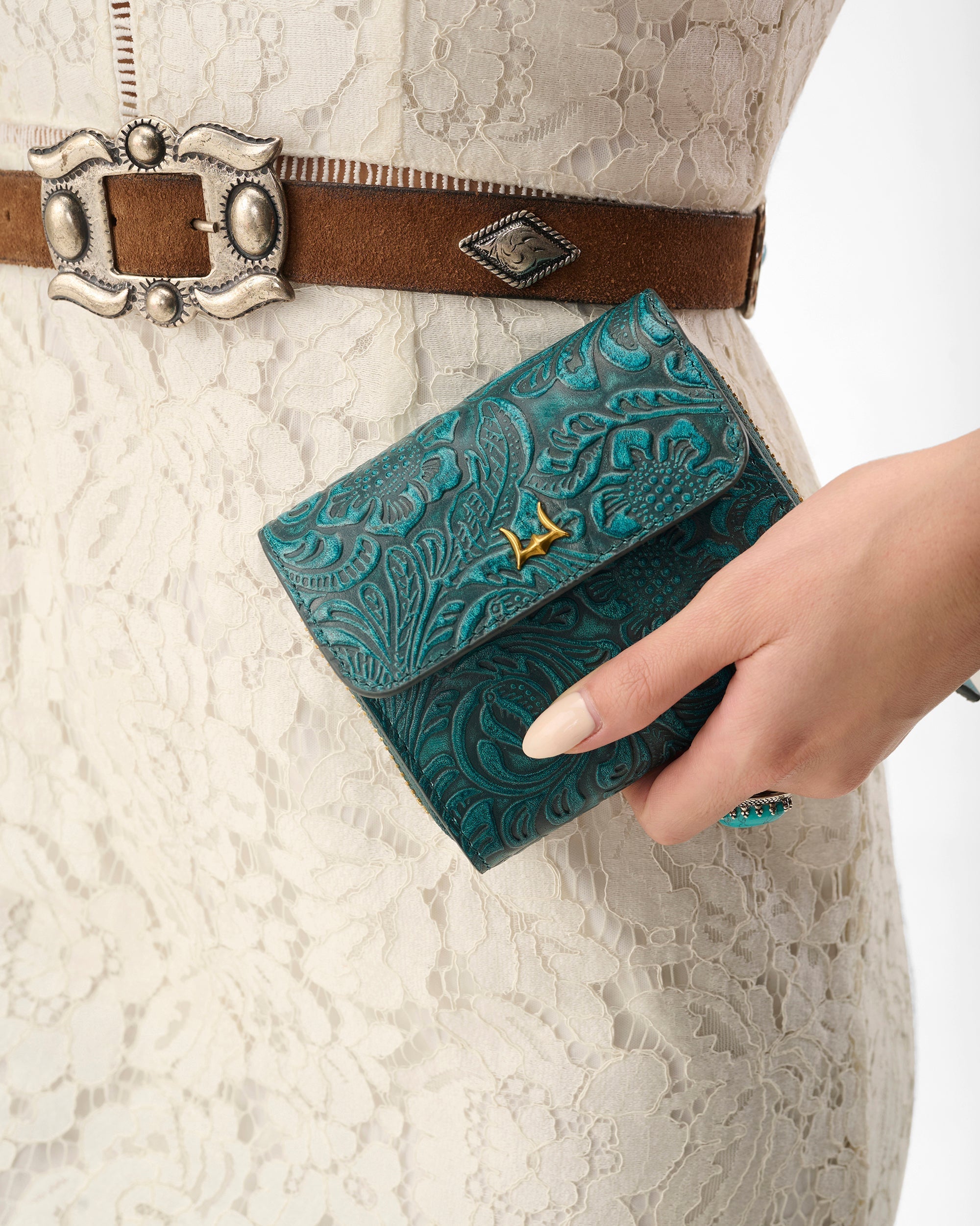 Sophia Card Holder In Hand Finished Embossed Leather -  Turquoise