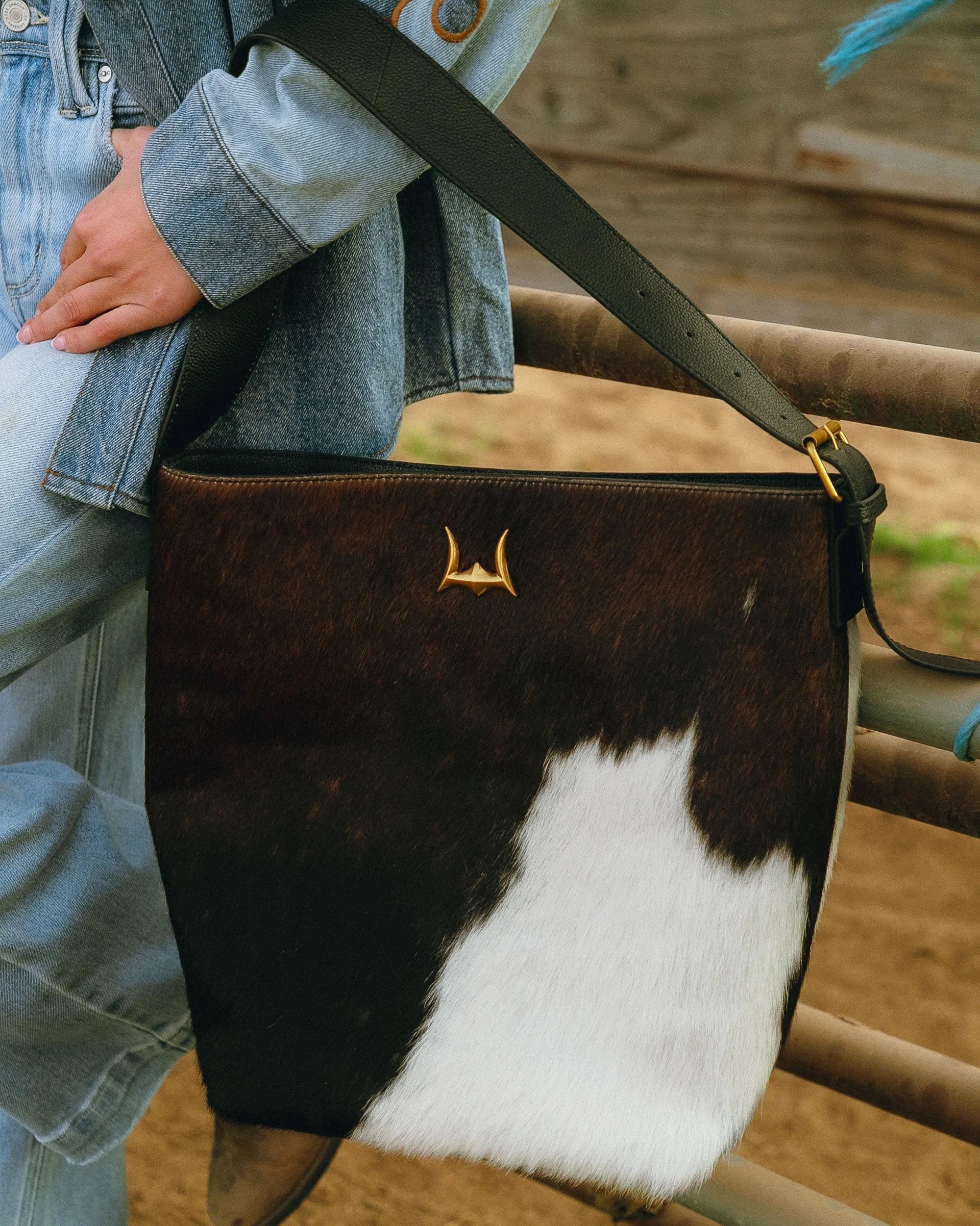 Clara Large Bucket Bag