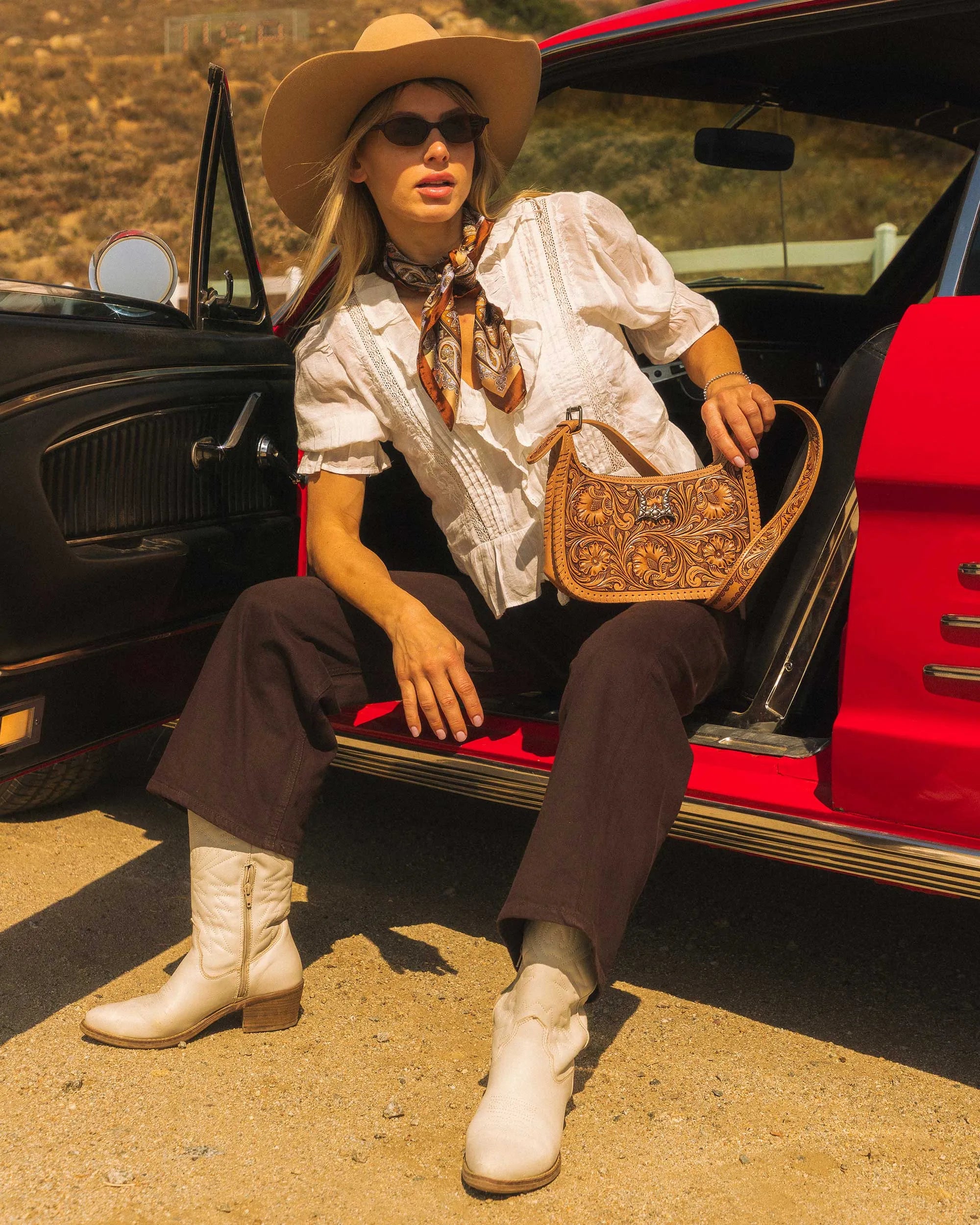 Handtooled Dannia Large Purse - Saddle Brown